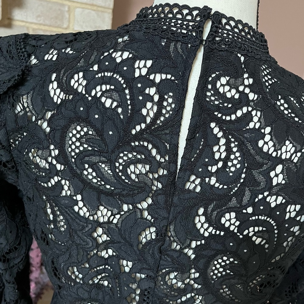 LIKE NEW EXPRESS Lace Ruffle Sleeve Top - Black - Picture 6 of 11